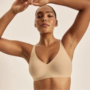 NWT knix  Revolution V-Neck bra